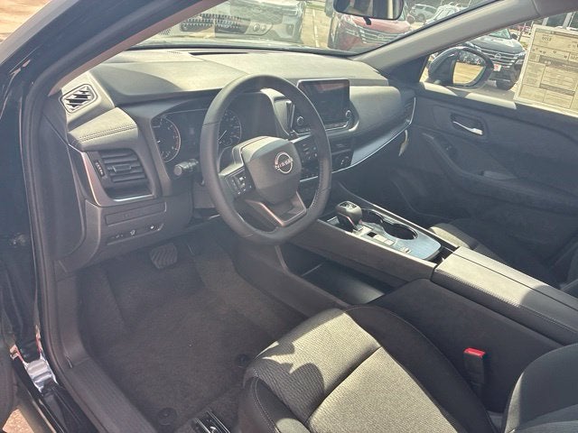 2027 Nissan Rogue SV