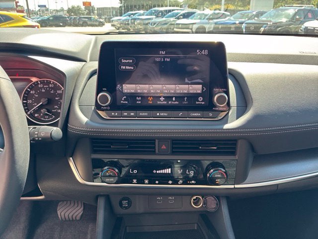 2027 Nissan Rogue SV