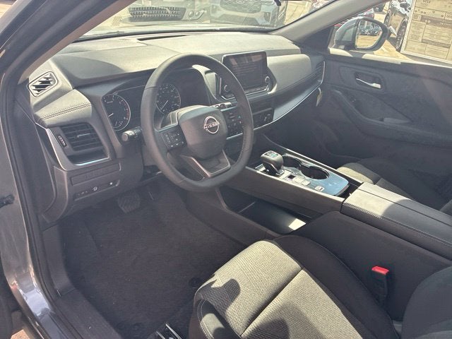 2027 Nissan Rogue SV
