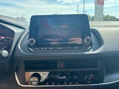 2027 Nissan Rogue SV
