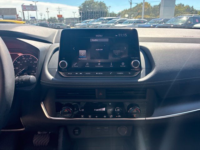 2027 Nissan Rogue SV