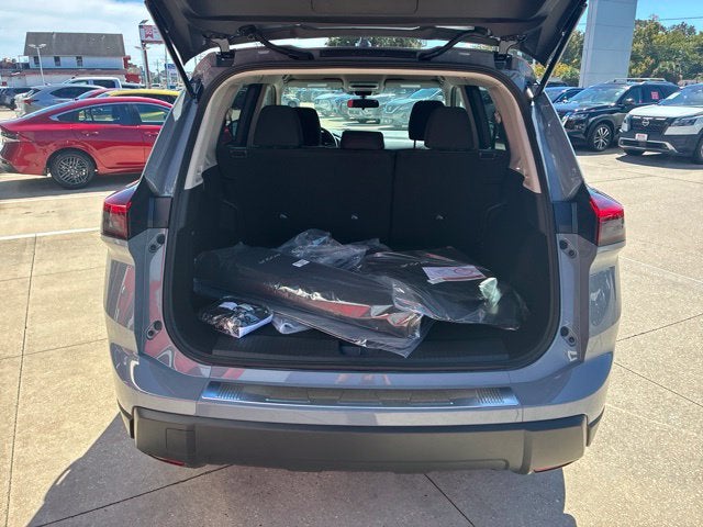 2027 Nissan Rogue SV