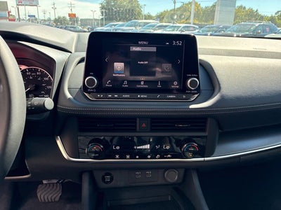 2027 Nissan Rogue SV
