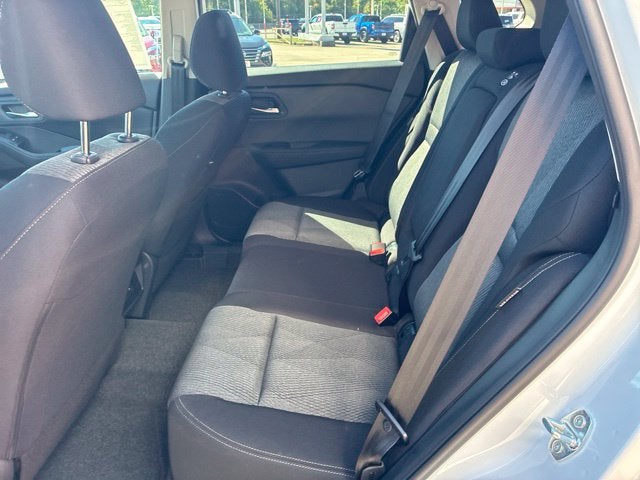 2027 Nissan Rogue SV