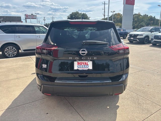 2027 Nissan Rogue SV