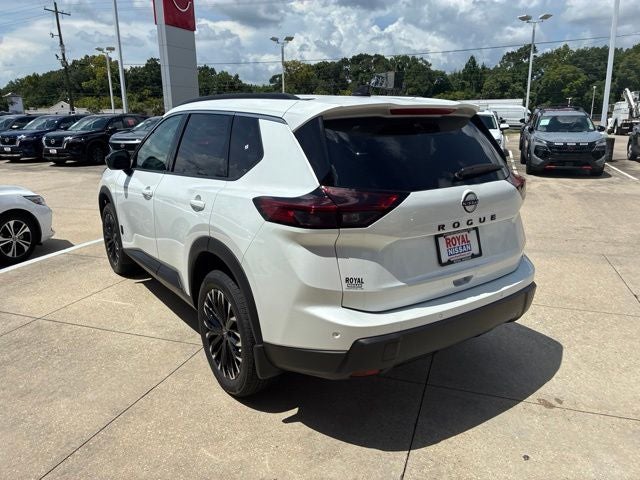 2026 Nissan Rogue Dark Armor™