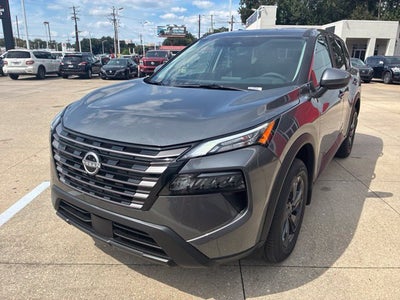 2027 Nissan Rogue SV