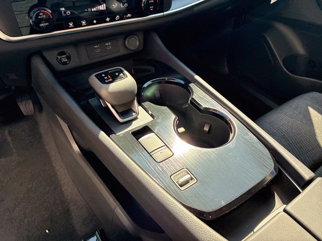 2027 Nissan Rogue SV