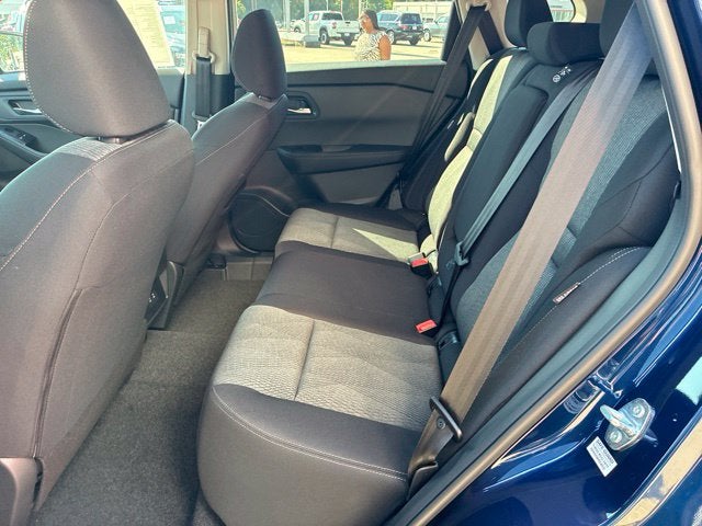 2027 Nissan Rogue SV