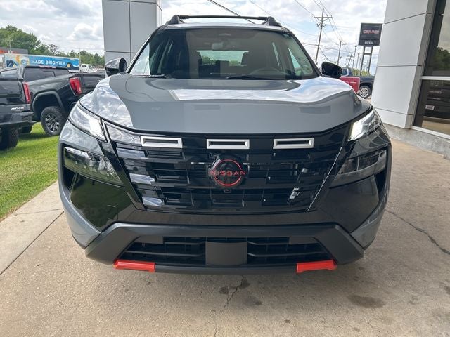 2025 Nissan Rogue Rock Creek®