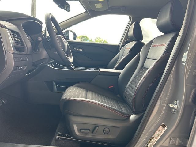 2025 Nissan Rogue Rock Creek®