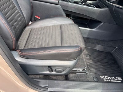 2025 Nissan Rogue Rock Creek®