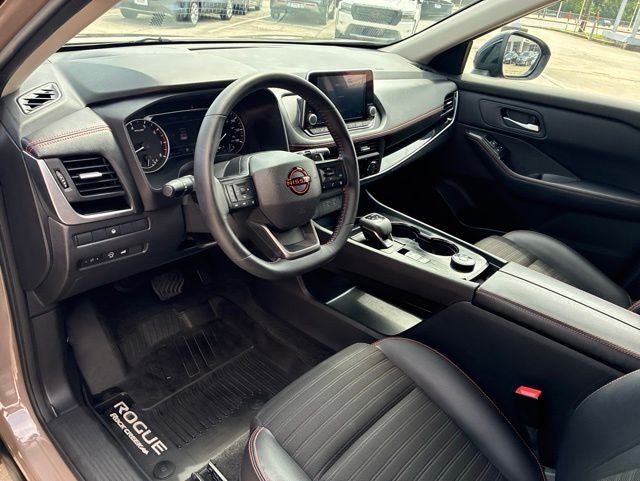 2025 Nissan Rogue Rock Creek®