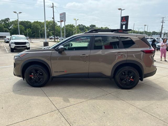 2025 Nissan Rogue Rock Creek®