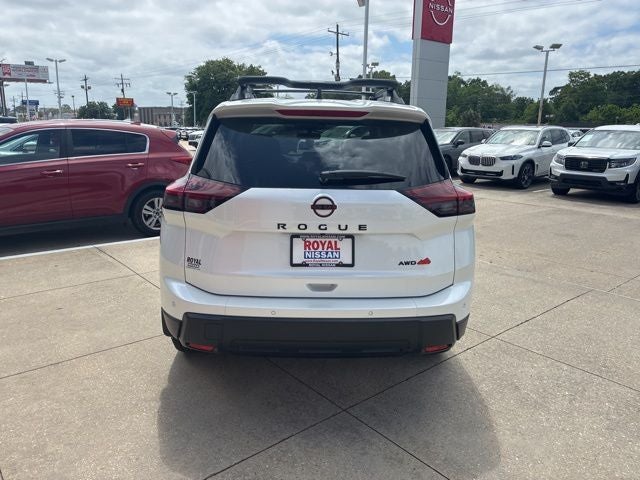 2026 Nissan Rogue Rock Creek®
