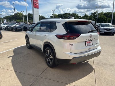2024 Nissan Rogue SL