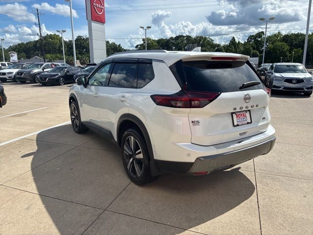2024 Nissan Rogue SL