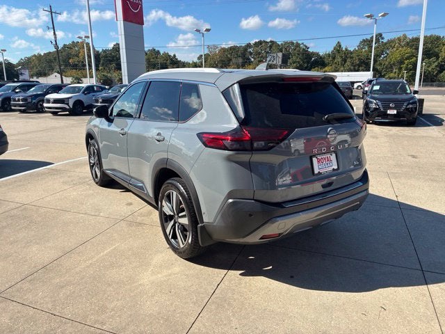 2022 Nissan Rogue SL