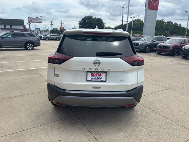 2023 Nissan Rogue SL