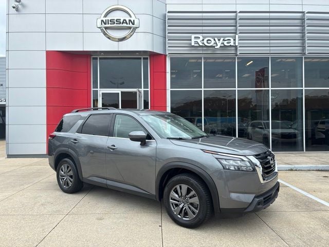 2025 Nissan Pathfinder SV