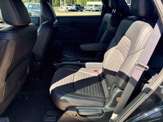 2024 Nissan Pathfinder Rock Creek®