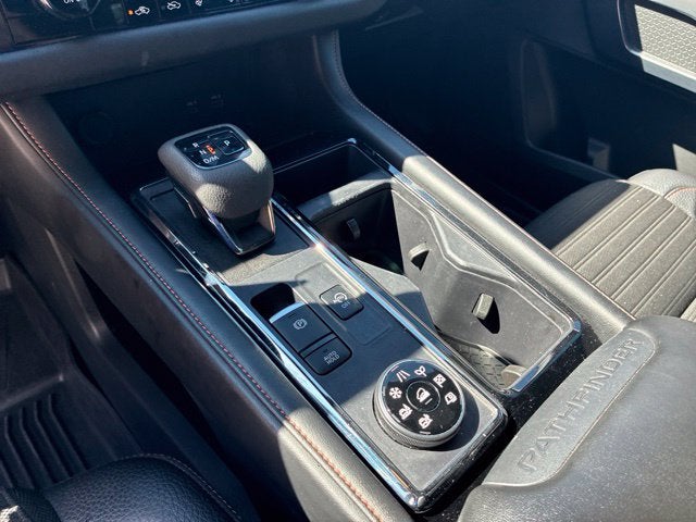 2024 Nissan Pathfinder Rock Creek®