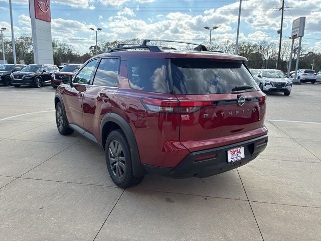 2026 Nissan Pathfinder SV