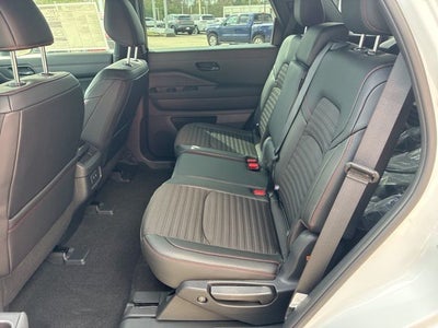 2026 Nissan Pathfinder Rock Creek®