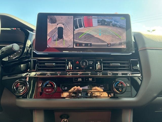 2026 Nissan Pathfinder Rock Creek®