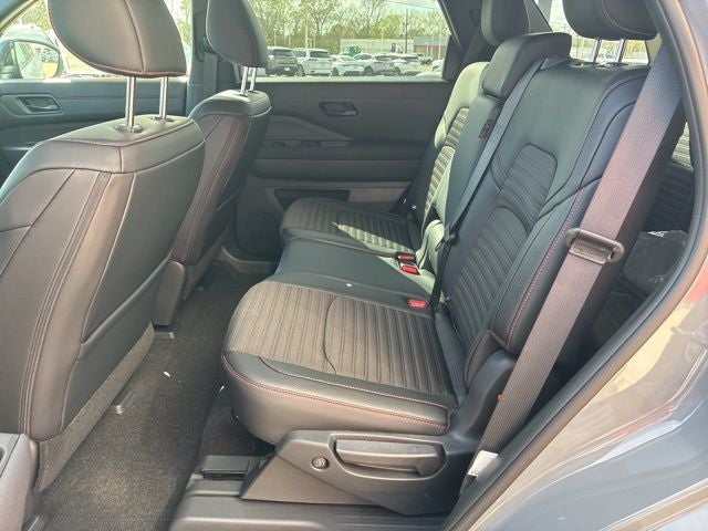 2026 Nissan Pathfinder Rock Creek®