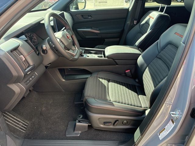 2026 Nissan Pathfinder Rock Creek®