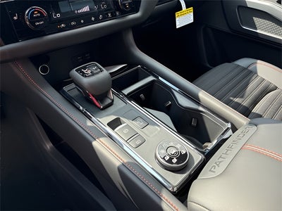 2026 Nissan Pathfinder Rock Creek®