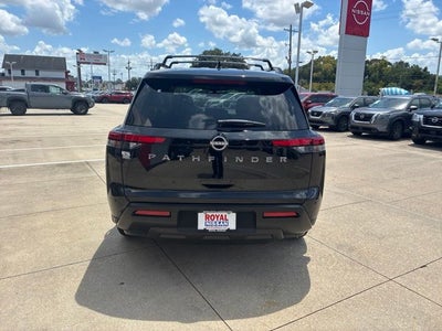 2026 Nissan Pathfinder SV