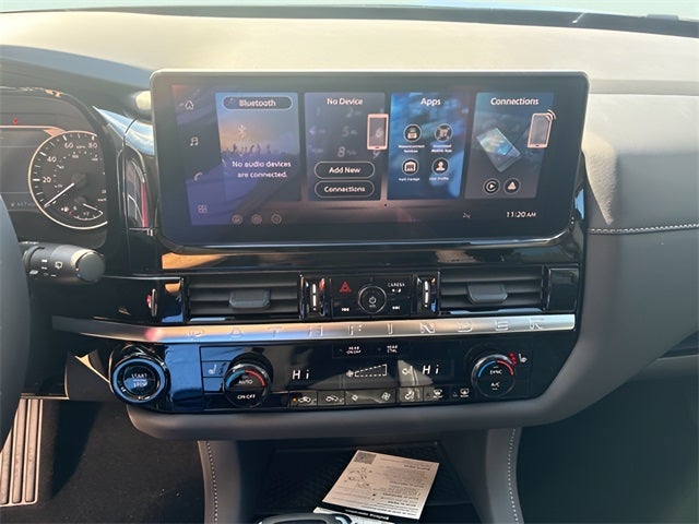 2026 Nissan Pathfinder SV