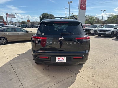 2026 Nissan Pathfinder SV