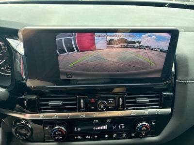 2026 Nissan Pathfinder SV
