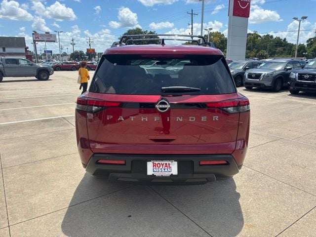 2026 Nissan Pathfinder SV