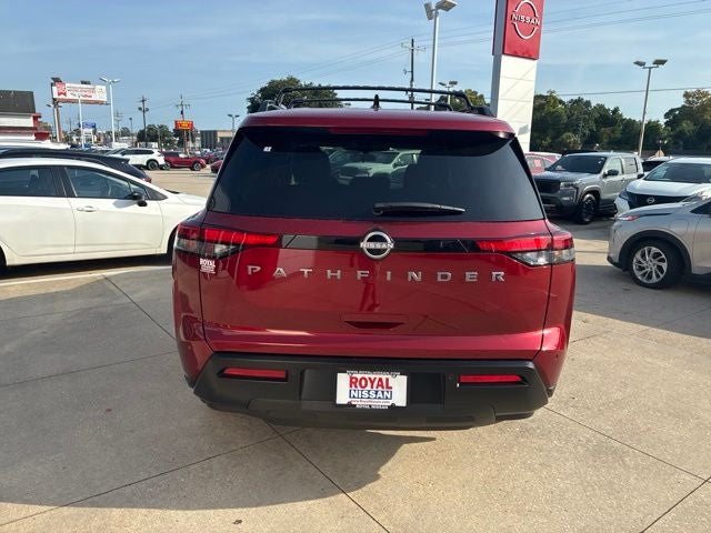 2026 Nissan Pathfinder SV