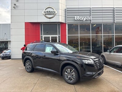 2026 Nissan Pathfinder SV