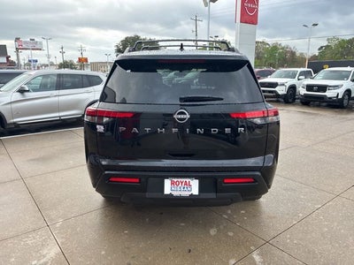 2026 Nissan Pathfinder SV