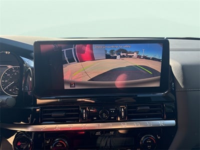 2026 Nissan Pathfinder SV