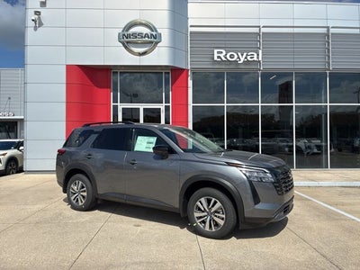 2026 Nissan Pathfinder SL