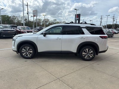 2026 Nissan Pathfinder SL