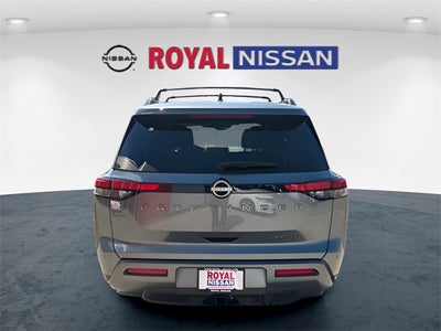 2026 Nissan Pathfinder SL