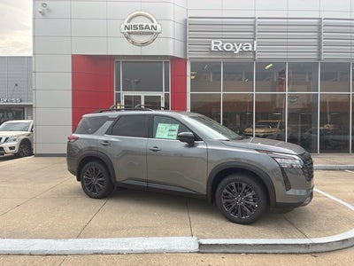 2026 Nissan Pathfinder SL
