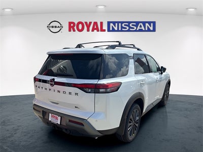 2026 Nissan Pathfinder SL
