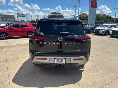 2024 Nissan Pathfinder Platinum