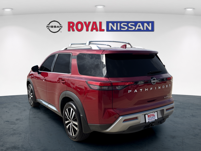 2024 Nissan Pathfinder Platinum