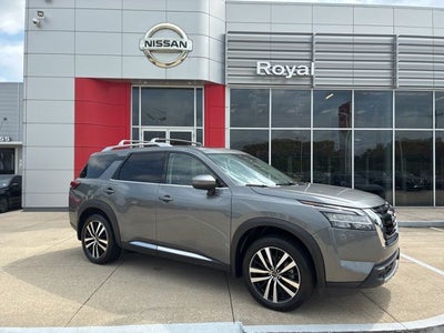 2024 Nissan Pathfinder Platinum