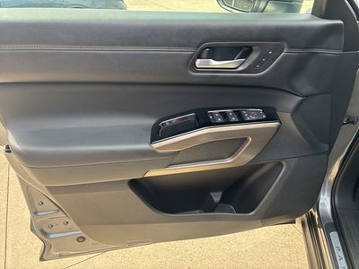 2024 Nissan Pathfinder Platinum